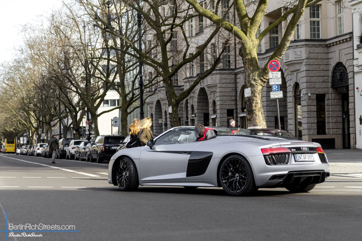 Audi R8 V10 Spyder (2016) spotted in Berlin — BerlinRichStreets